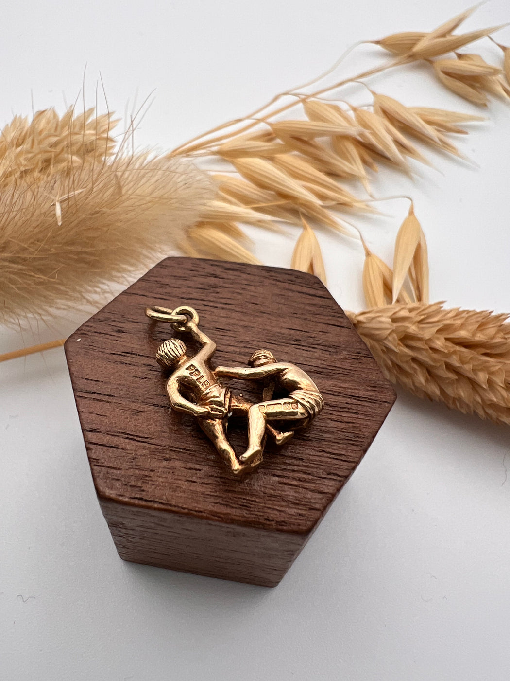 Vintage 9ct Gemini Zodiac Charm