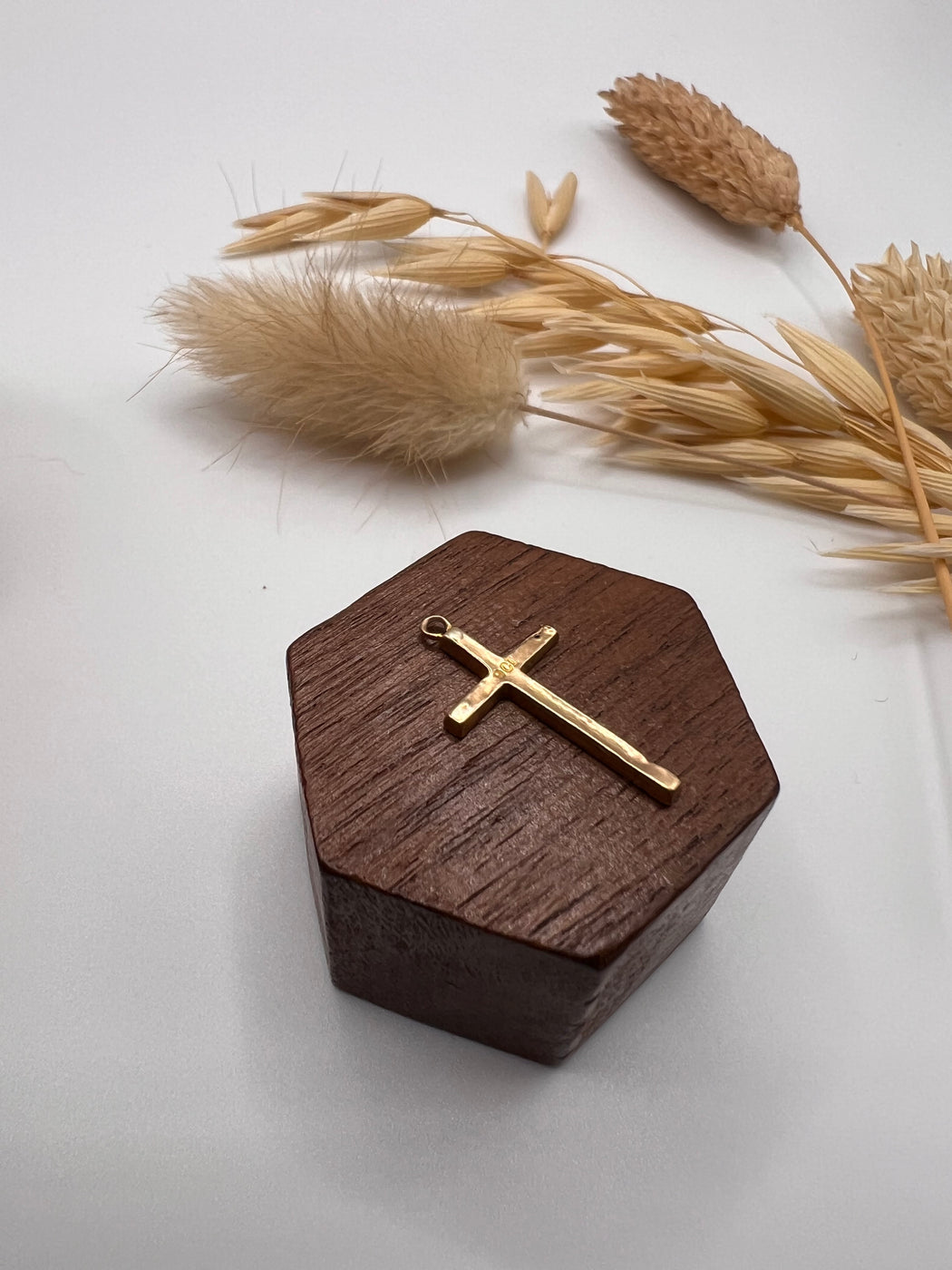 Vintage 9ct Gold Cross Charm