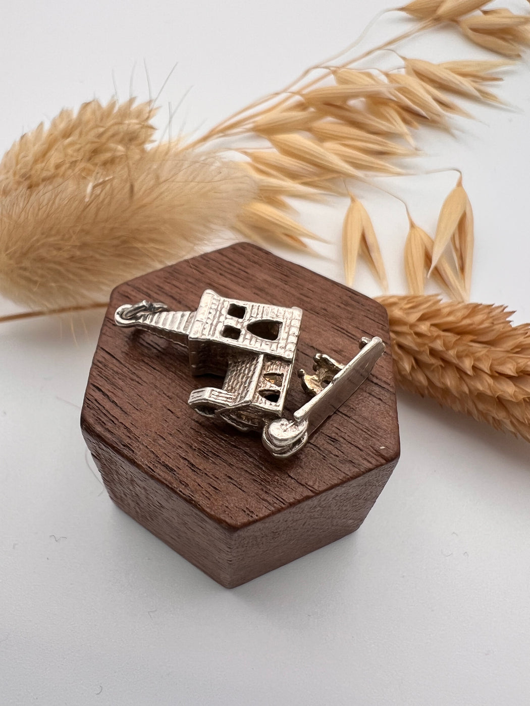 Articulated Church Silver Charm