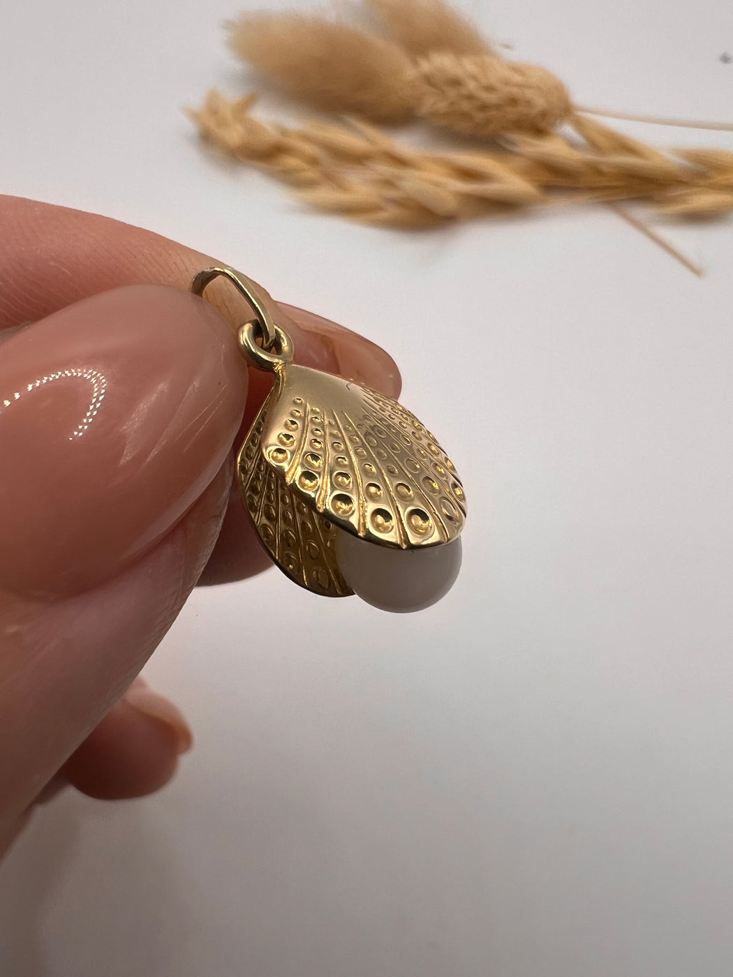 Vintage 9ct Oyster With Pearl Charm