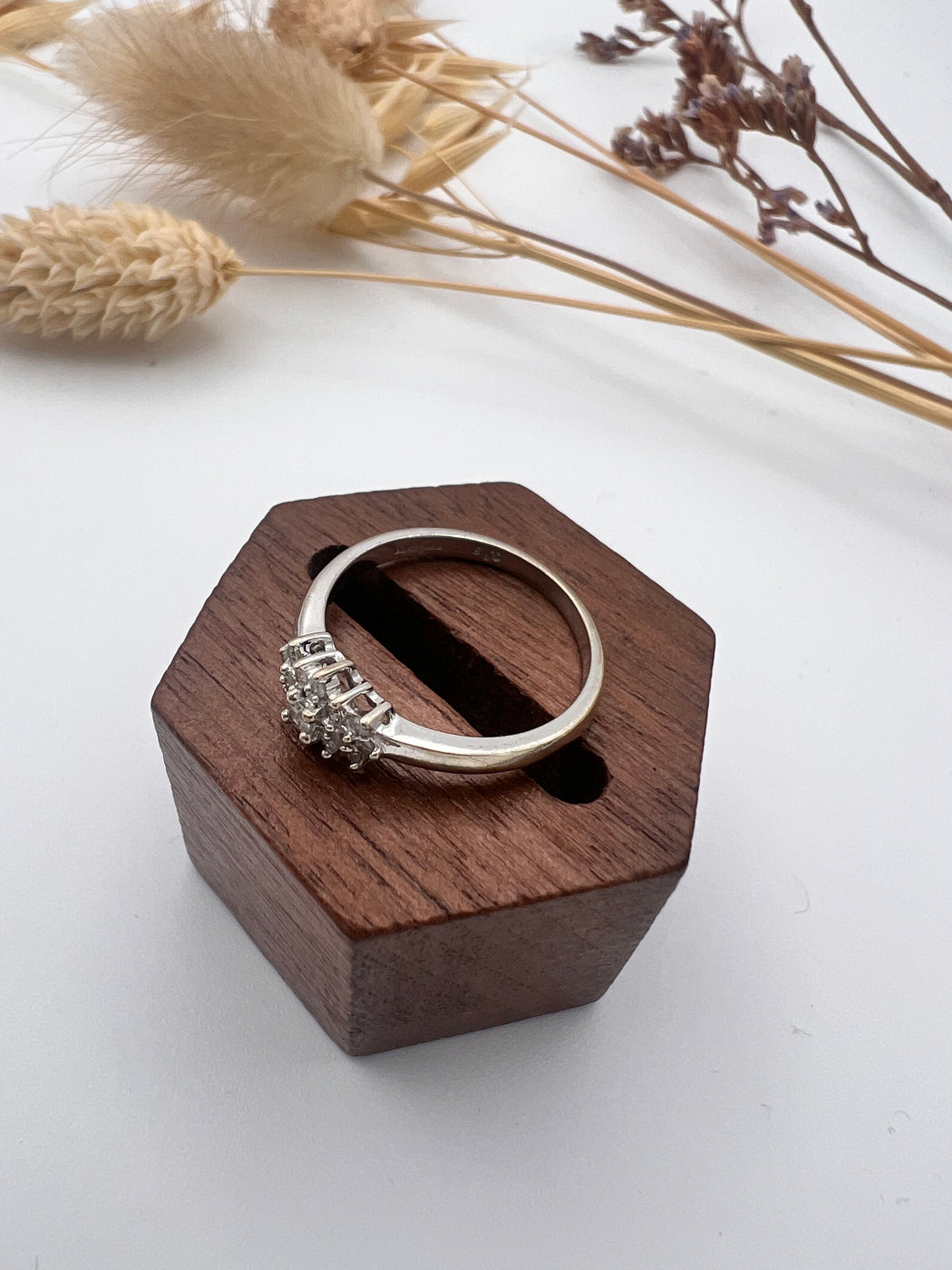 9ct White Gold Cluster Diamond Ring