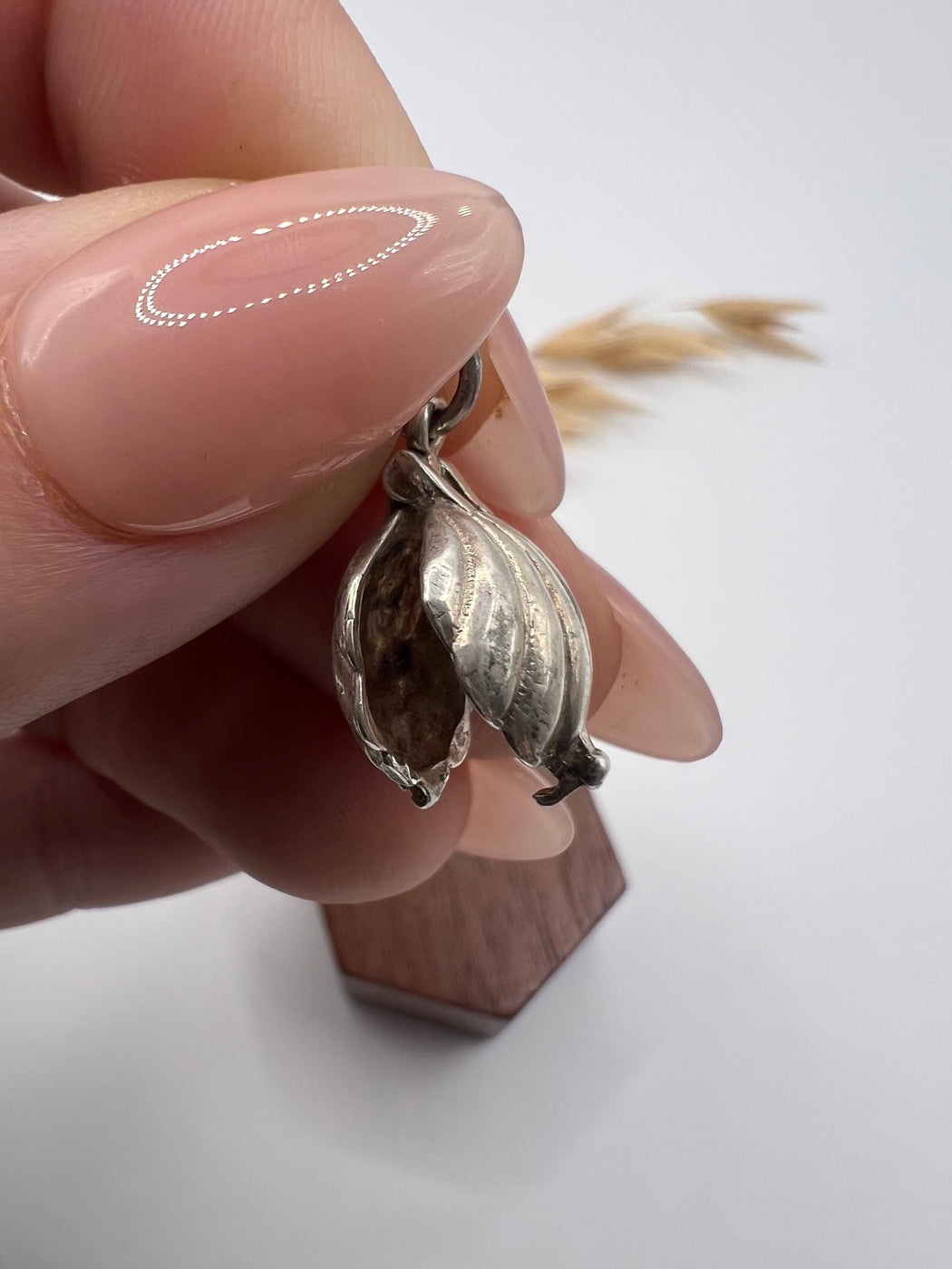 Vintage Silver Articulated Oyster Shell Charm