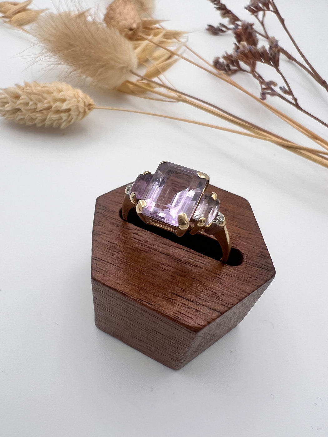 9ct Gold Amethyst and Diamond Ring