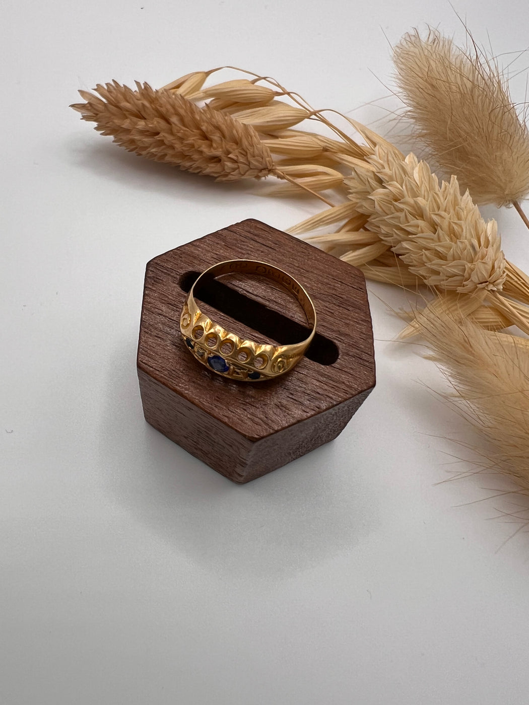 18ct 19th Century Sapphire and Diamond Boat Ring