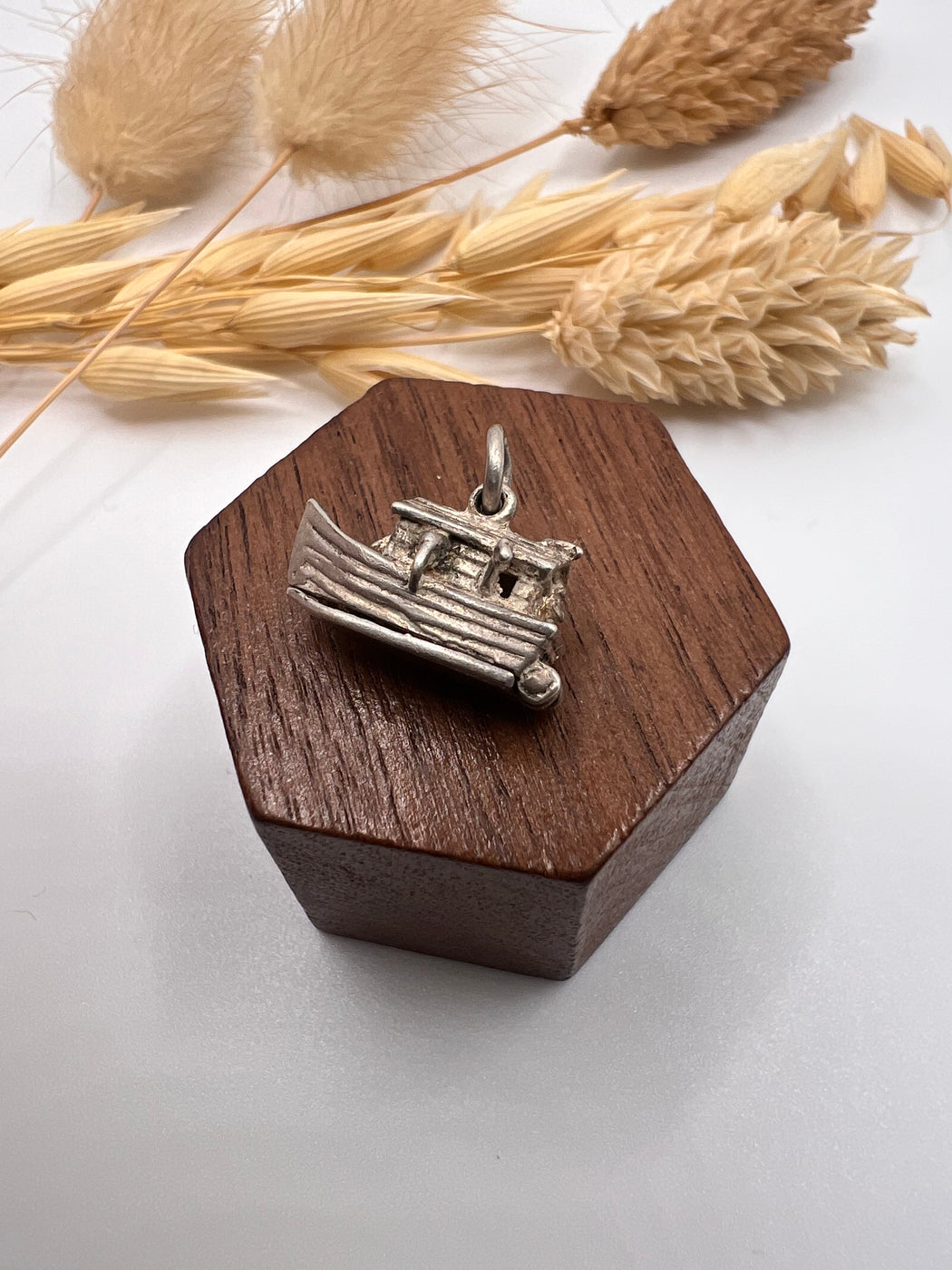 Vintage Silver Articulated Noahs Ark Charm
