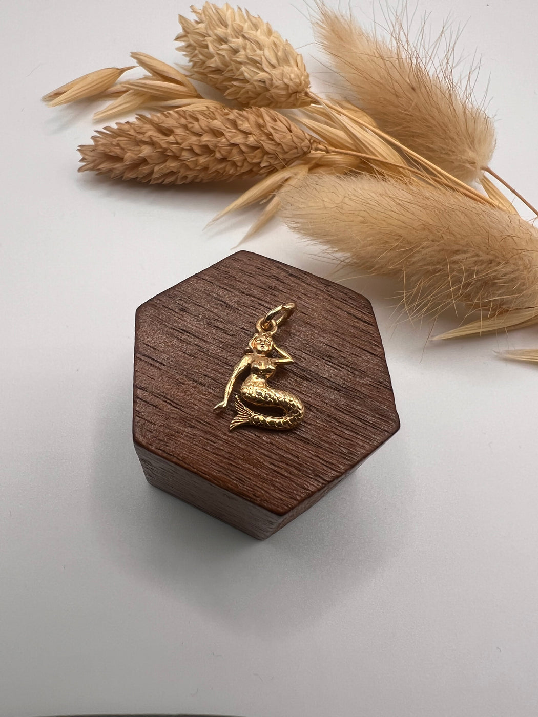 Vintage 9ct Gold Mermaid Charm