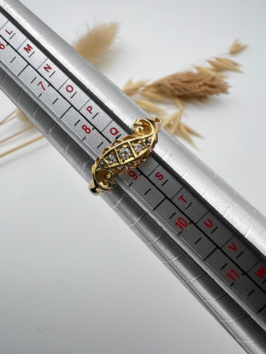 18ct Gold and Diamond Scroll Ring