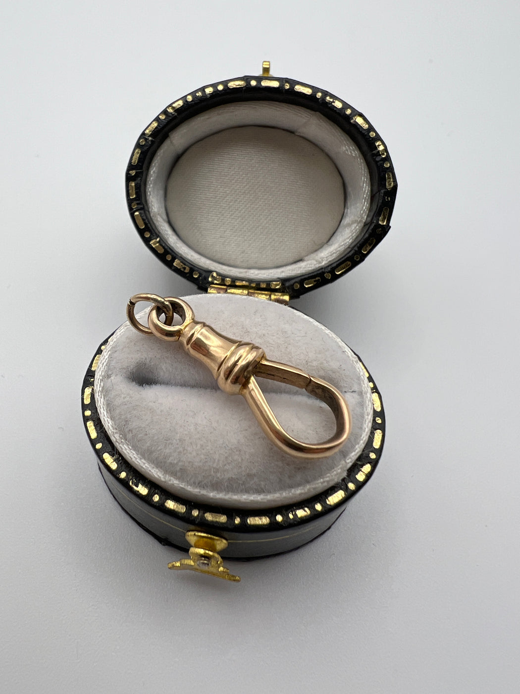 15ct Yellow Gold Antique Fixed Dog Clasp