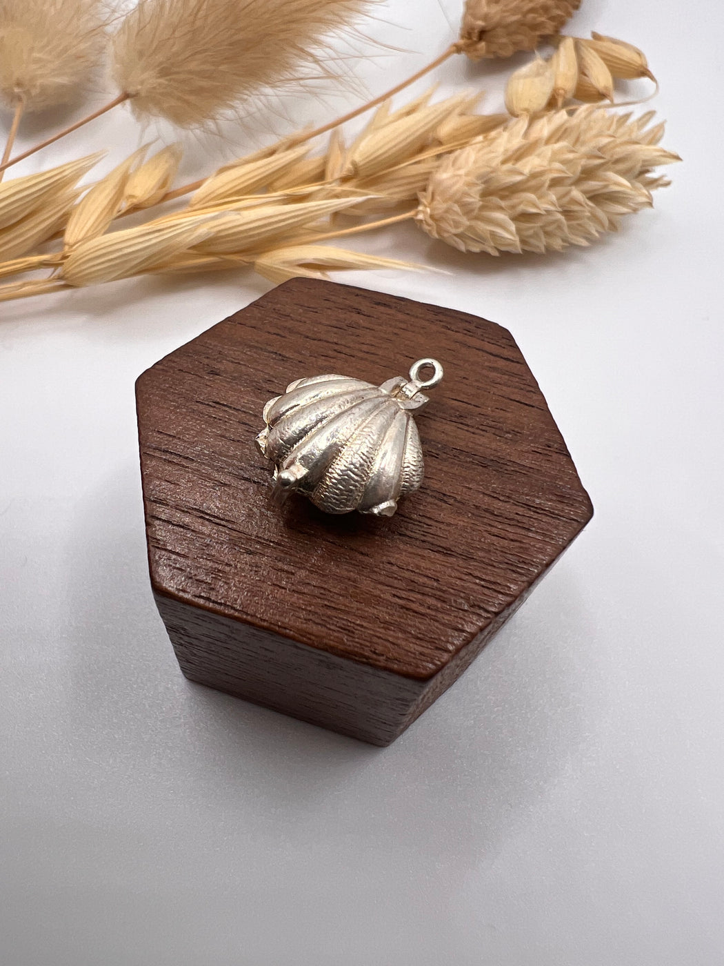 Vintage Silver Articulated Oyster With Pearls Charm