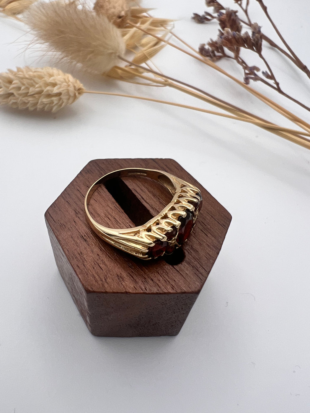 9ct Gold Multi Garnet Ring Size M