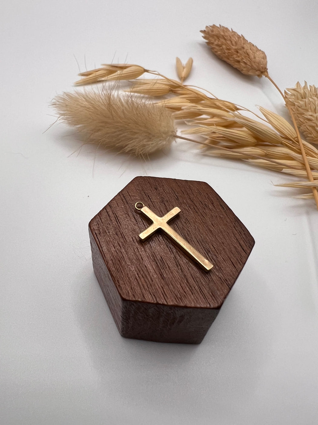 Vintage 9ct Gold Cross Charm