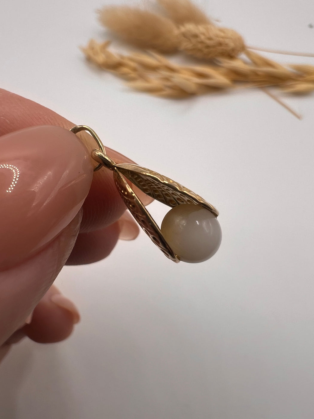 Vintage 9ct Oyster With Pearl Charm