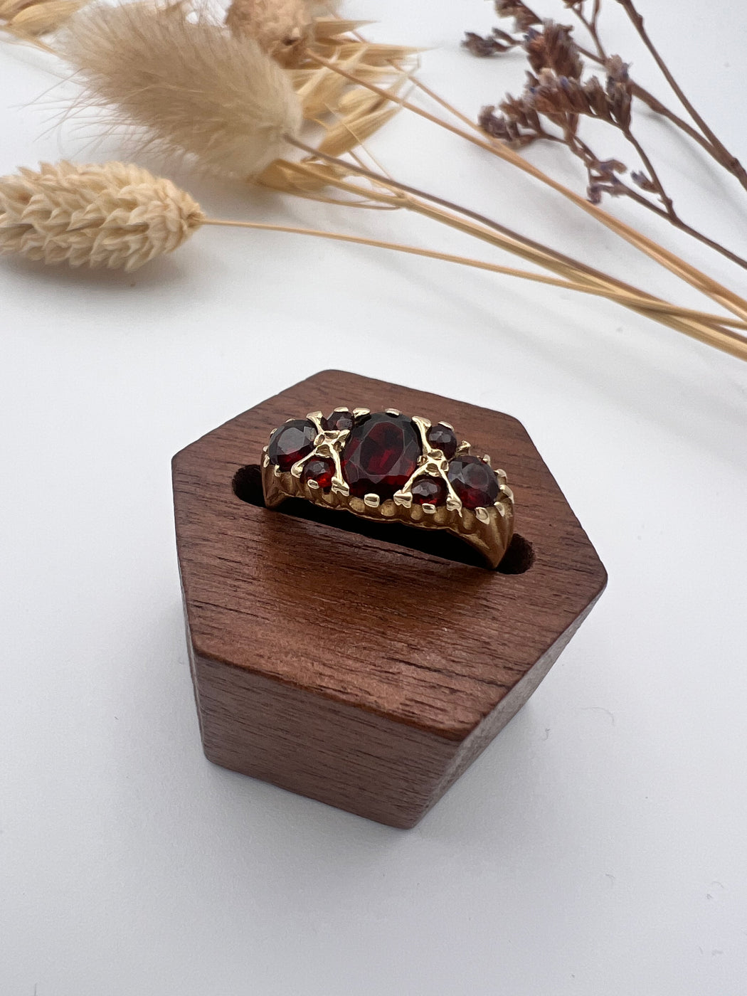 9ct Gold Multi Garnet Ring Size M