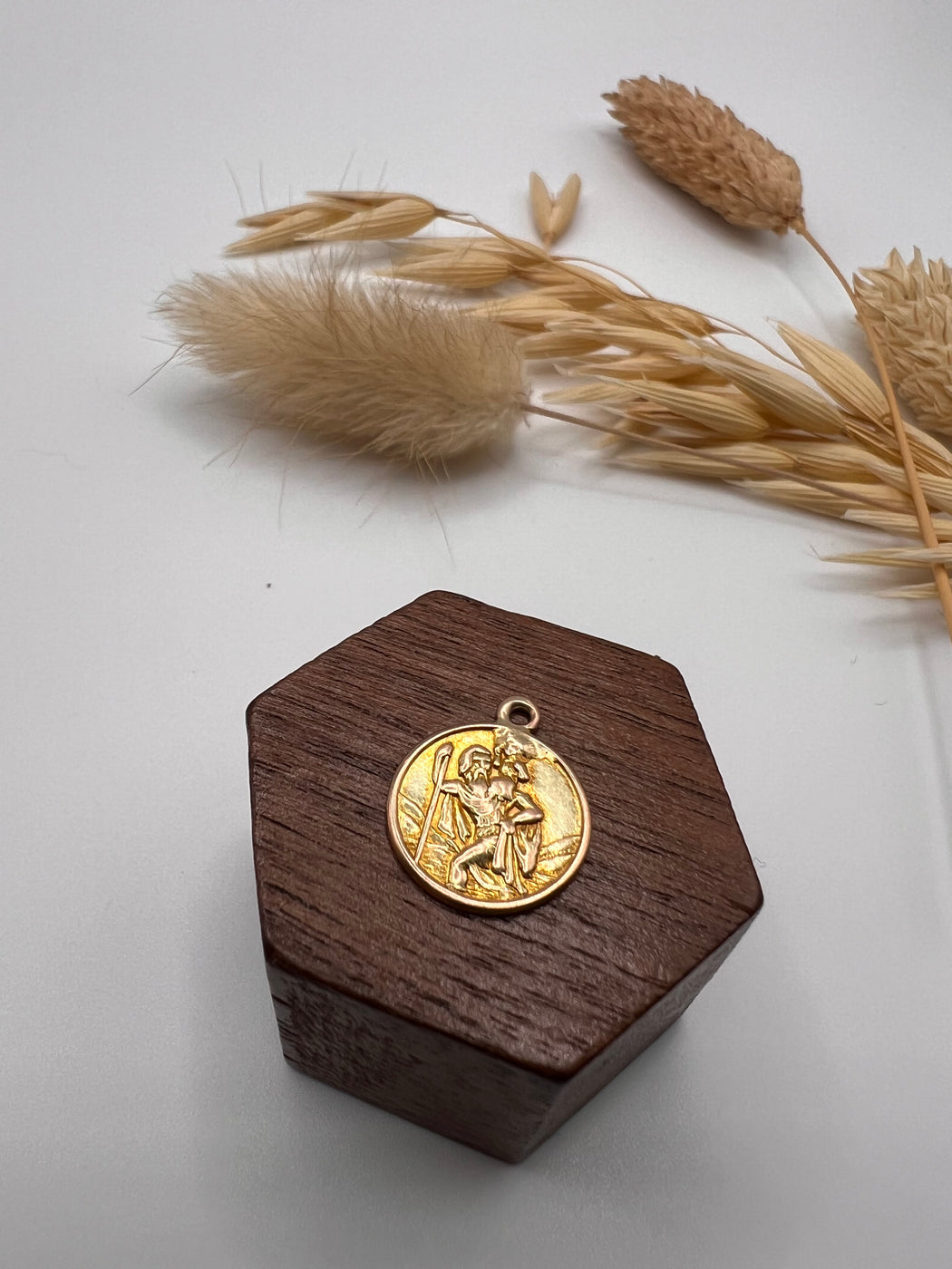 Vintage 9ct Gold St Christopher’s Pendant