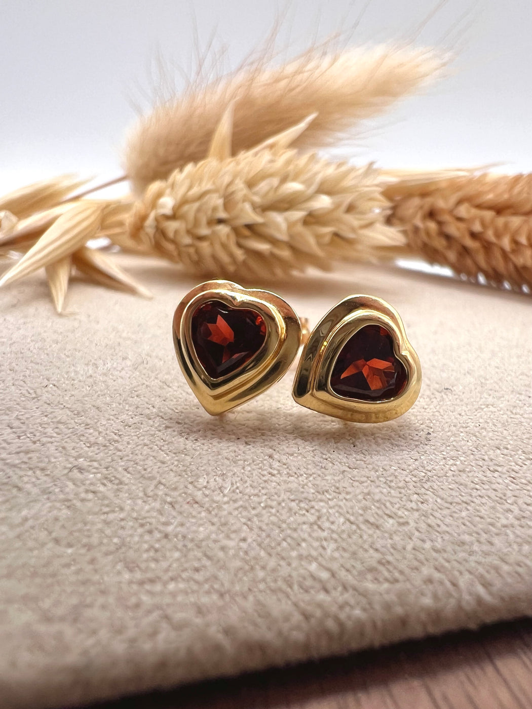 18ct Gold and Garnet Heart Earrings