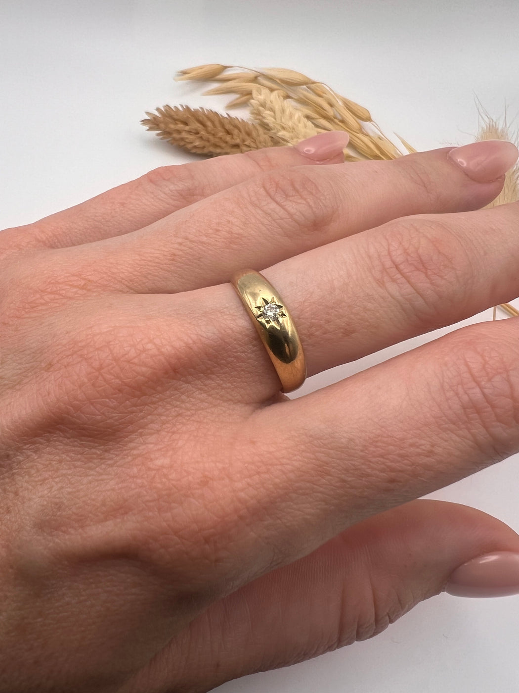 9ct Gold Star Set Diamond Gypsy Ring