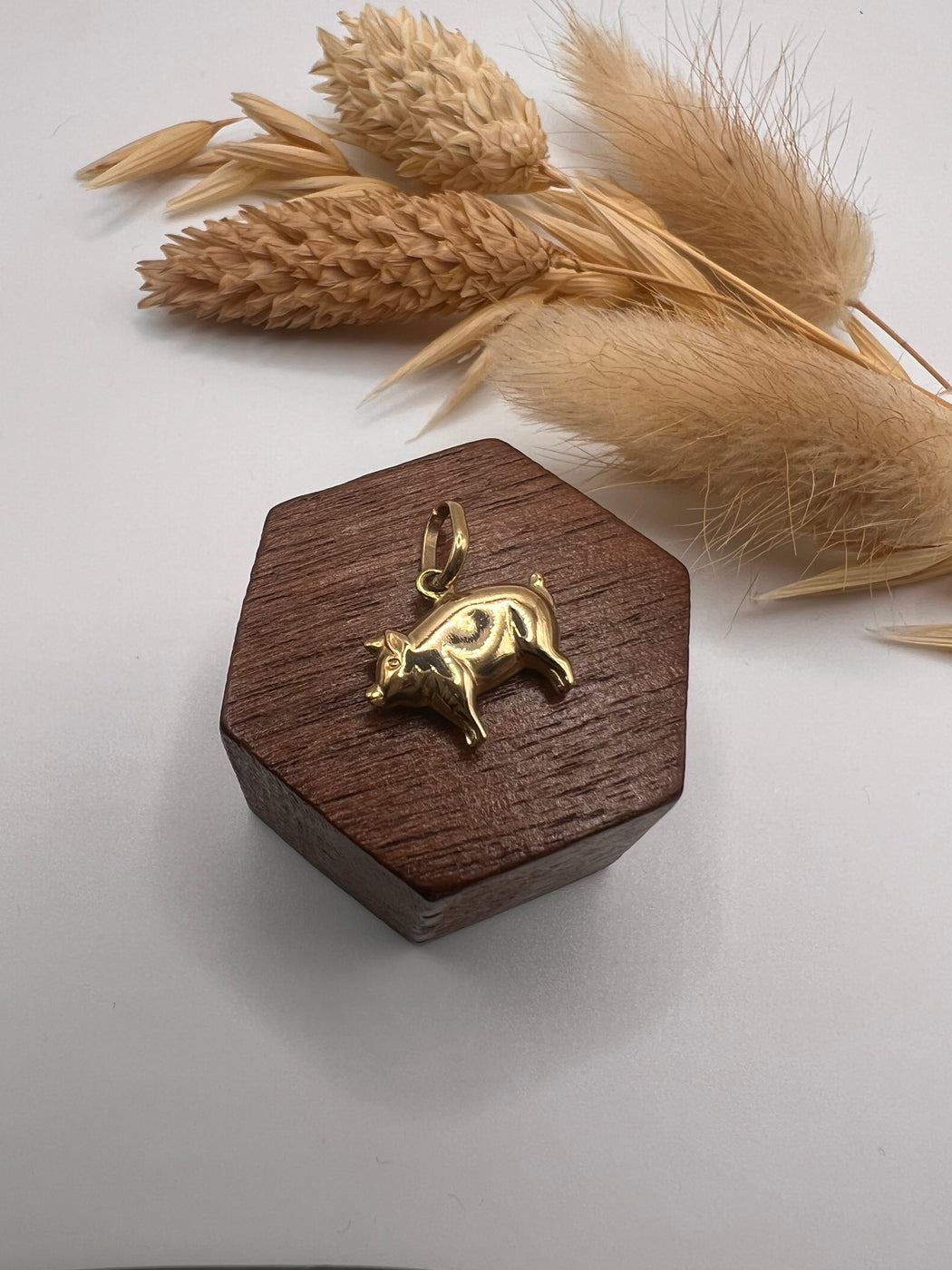 Vintage 9ct Yellow Gold Pig Charm