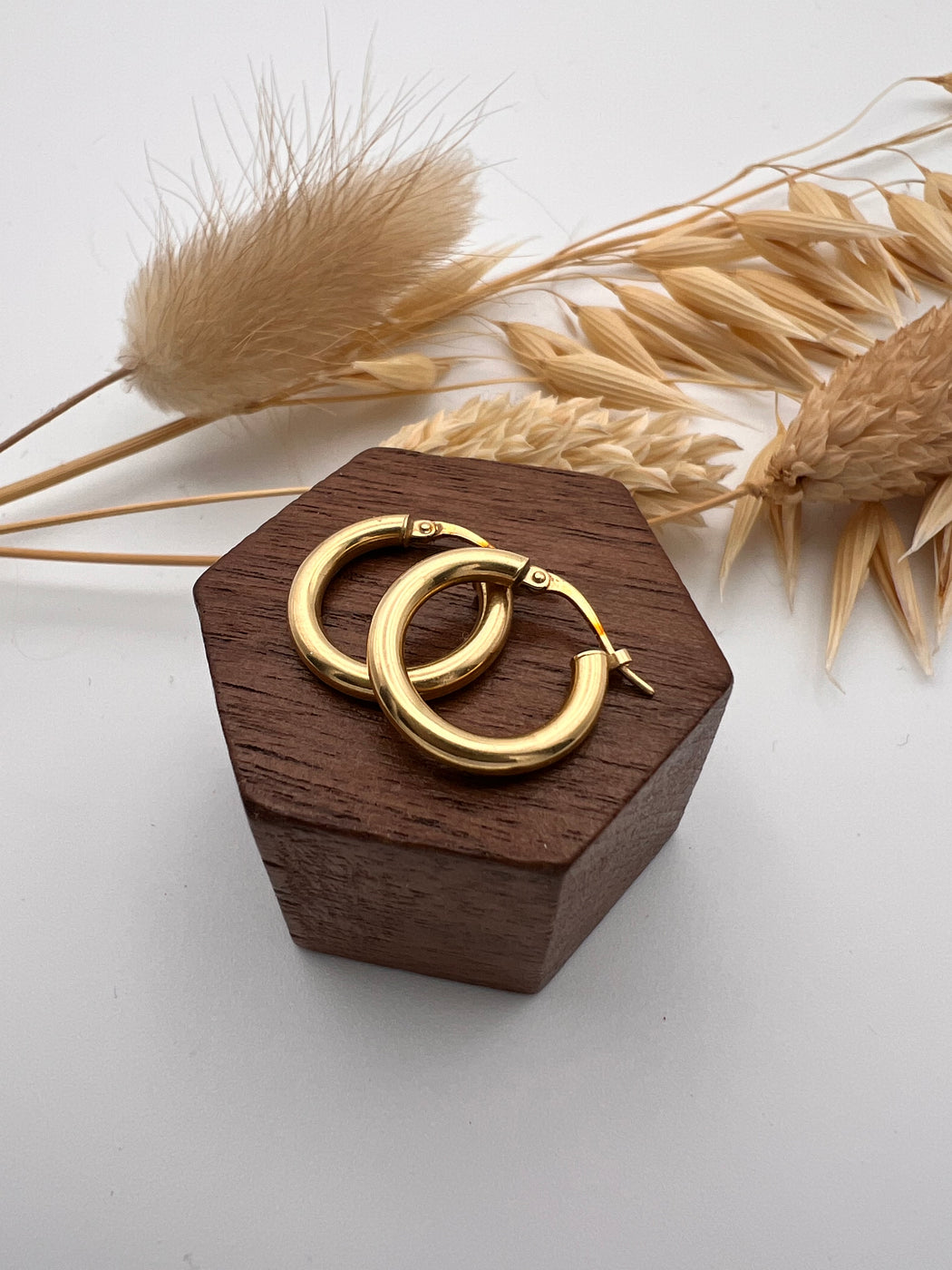 14ct Gold Huggie Hoops