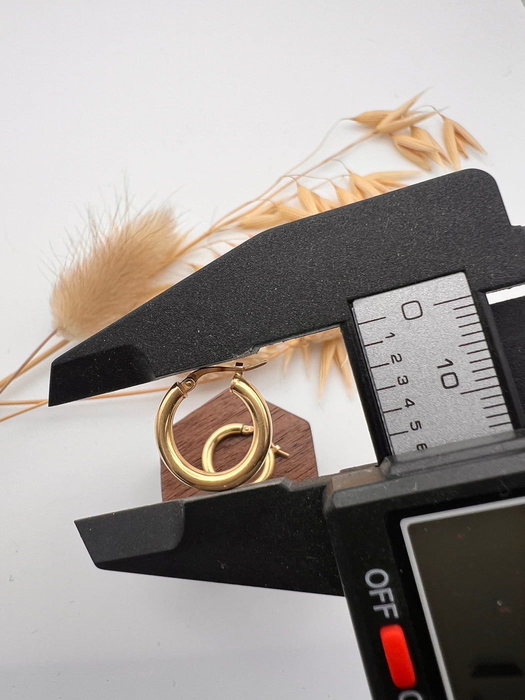 14ct Gold Huggie Hoops