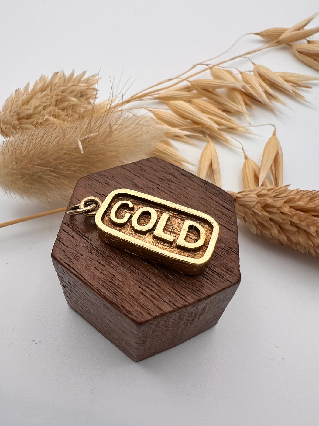 Vintage 9ct Gold Bar Charm