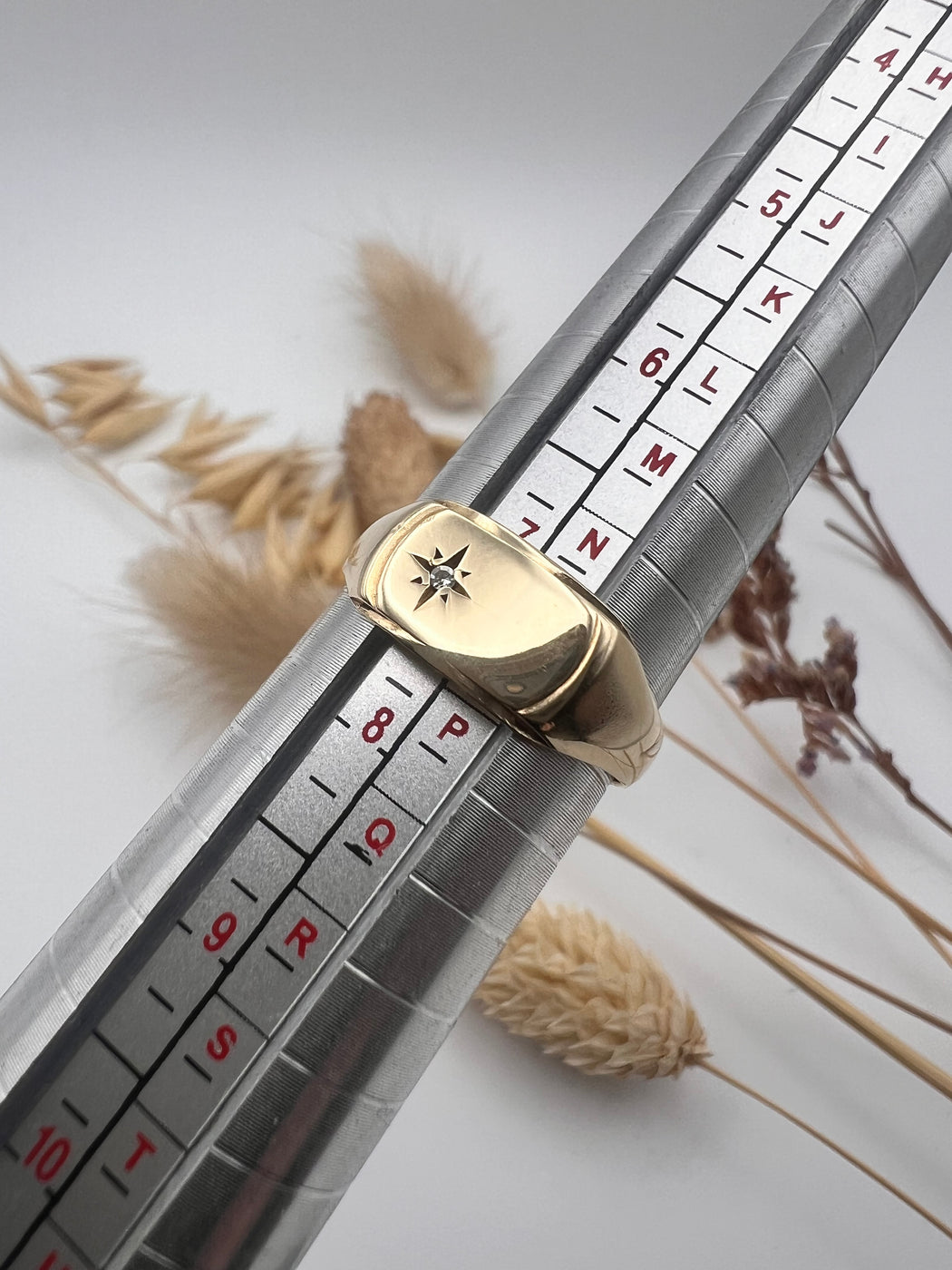 9ct Starburst Diamond Oblong Signet Ring