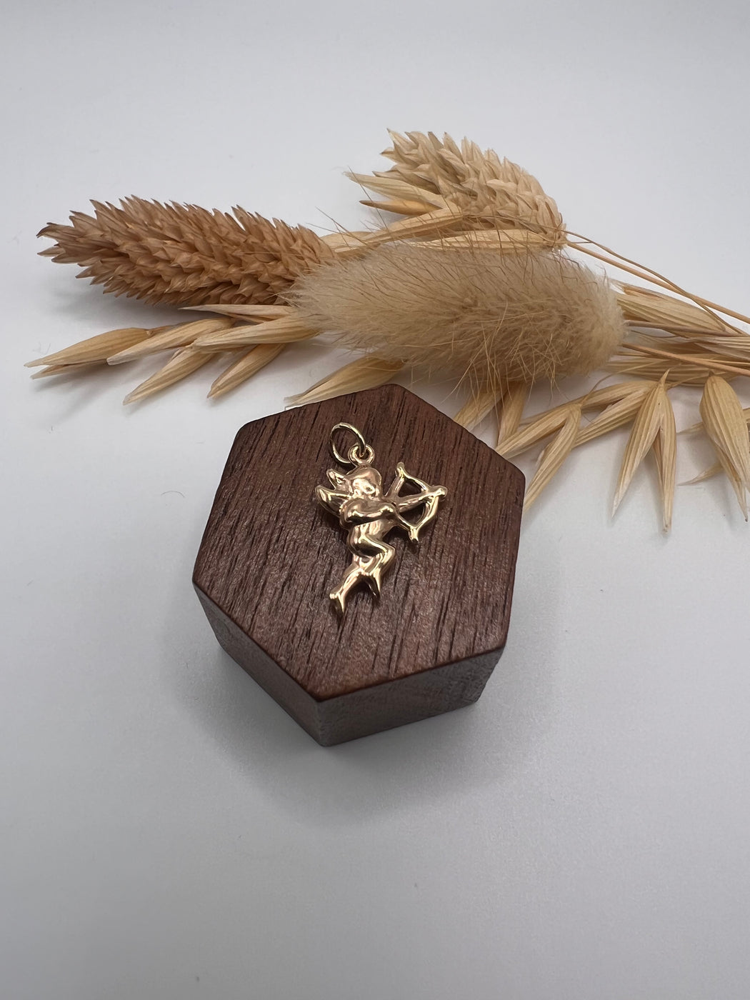 Vintage 9ct Gold Cupid Charm