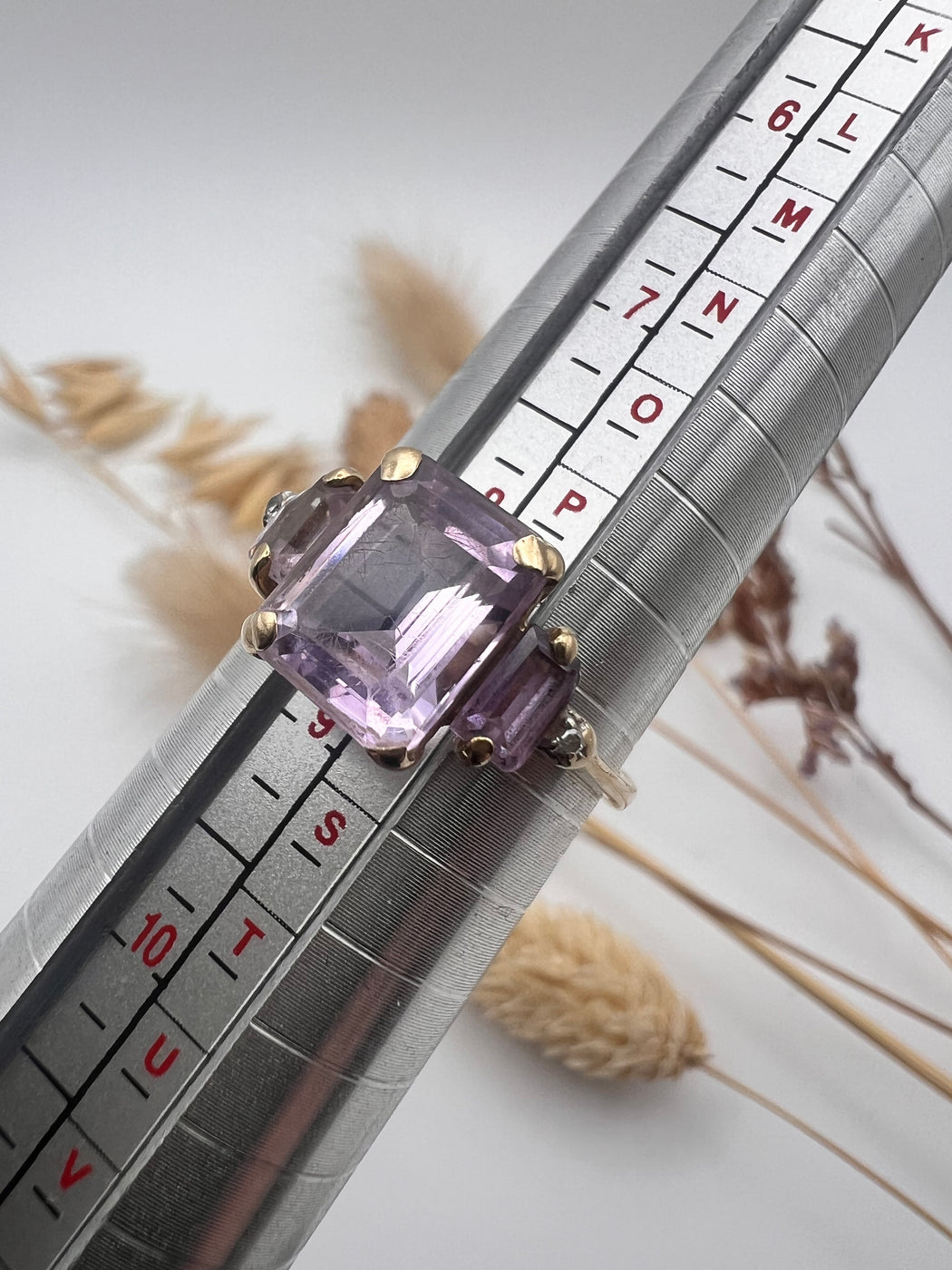 9ct Gold Amethyst and Diamond Ring