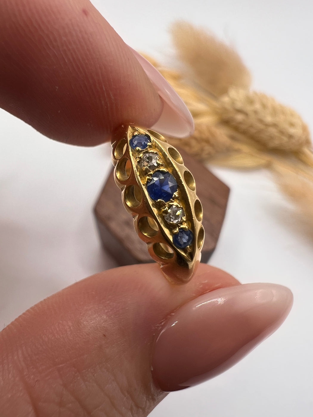 18ct Antique Sapphire And Diamond Boat Ring