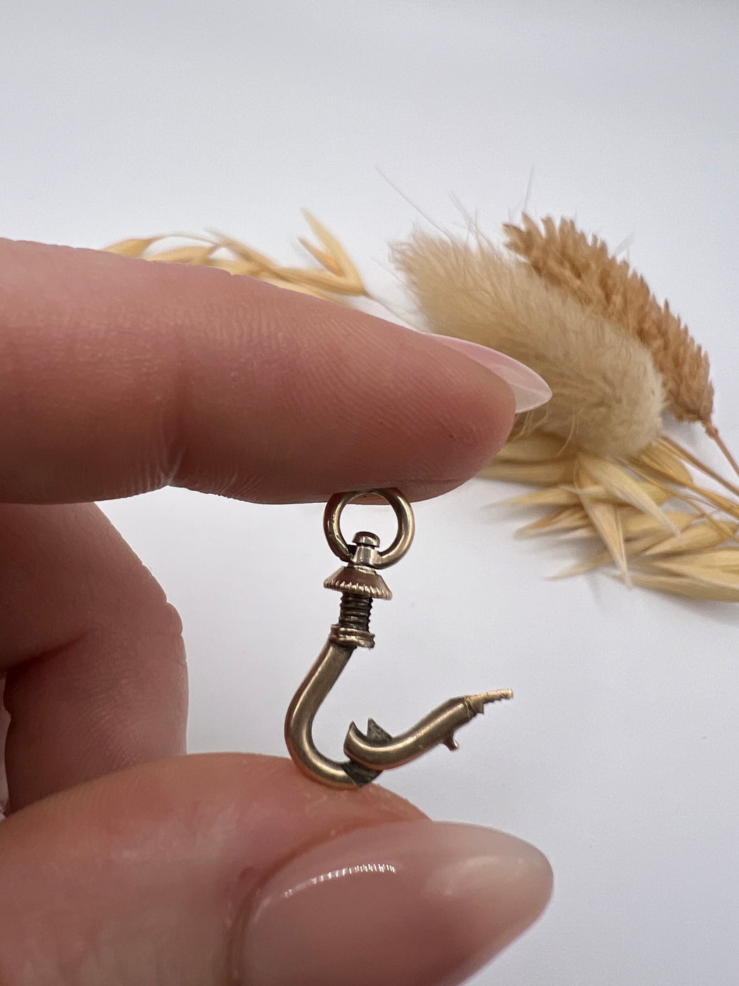 19th Century French 9ct Screw Swivel Dog Clip