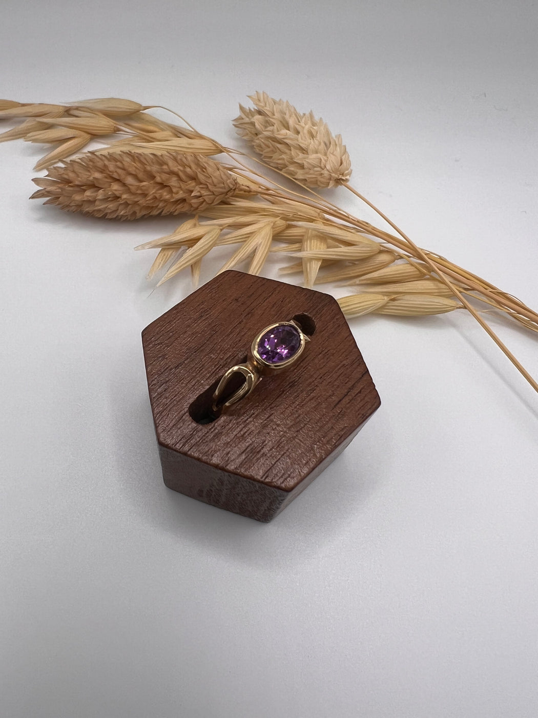 Vintage 9ct Gold Amethyst Ring