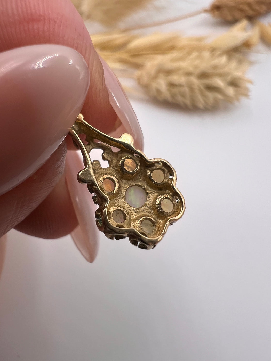 Vintage 9ct Gold Opal Stone Cluster Pendant