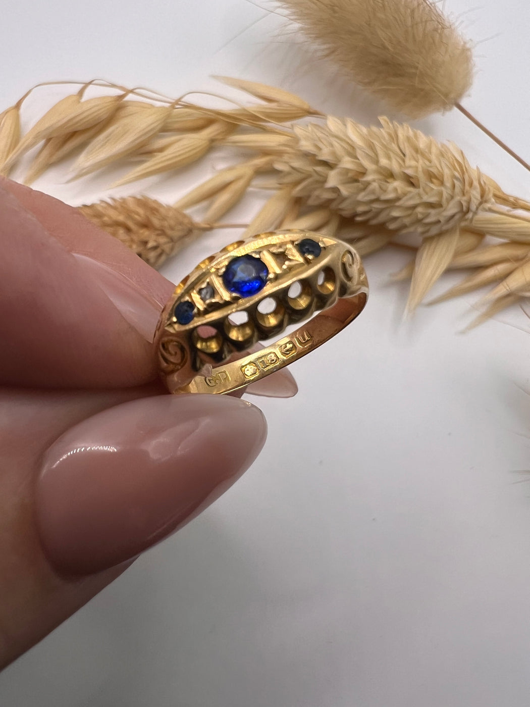 18ct 19th Century Sapphire and Diamond Boat Ring
