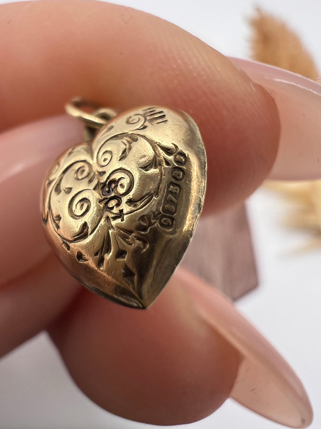 Vintage 9ct Puffy Heart Charm 1976