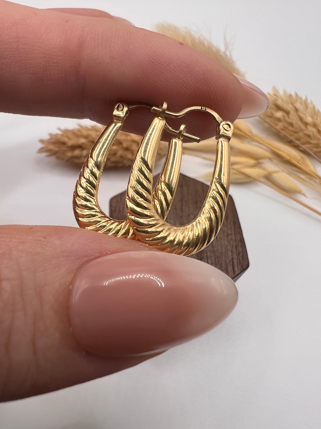 Vintage Gold Oval Patterned Creole Earrings