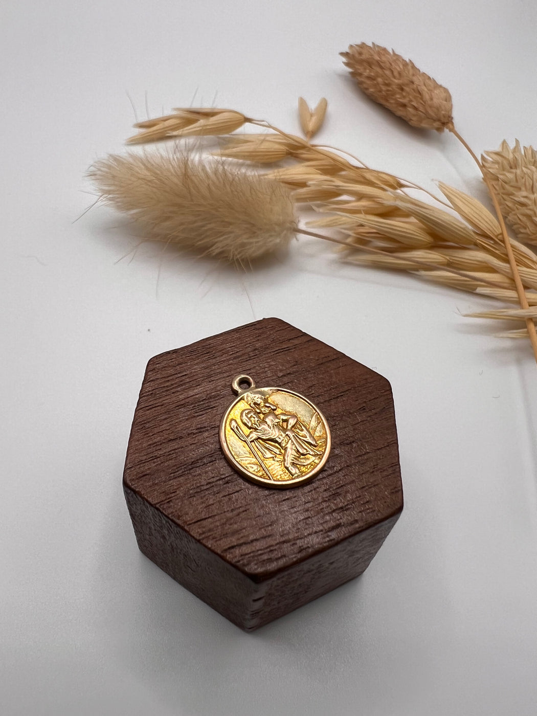 Vintage 9ct Gold St Christopher’s Pendant