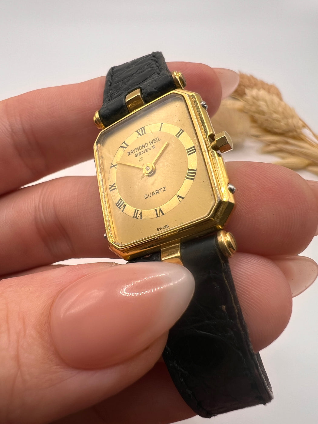 Vintage 18K Gold Electroplated 9014 Raymond Weil Watch Boxed