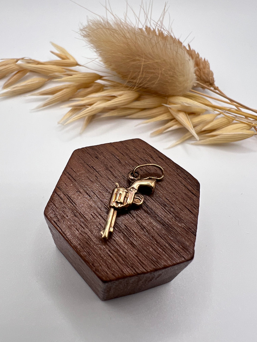 Vintage 9ct Gold Pistol Charm