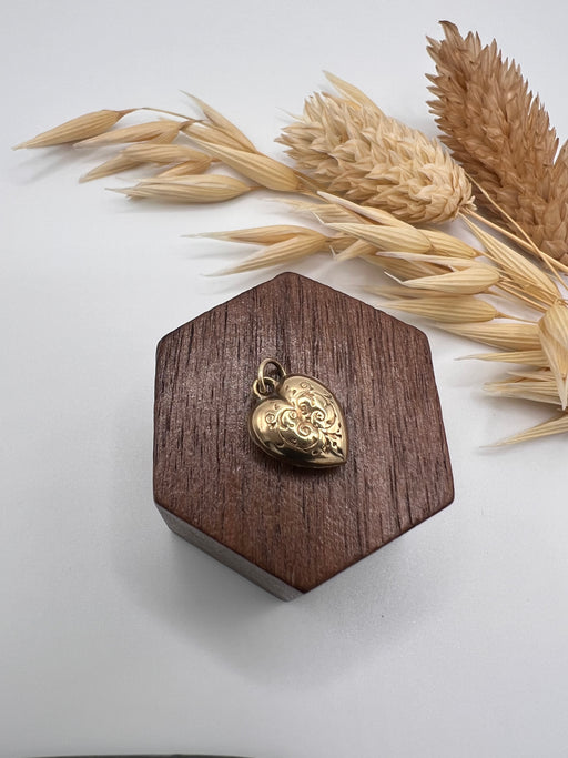 Vintage 9ct Puffy Heart Charm 1976