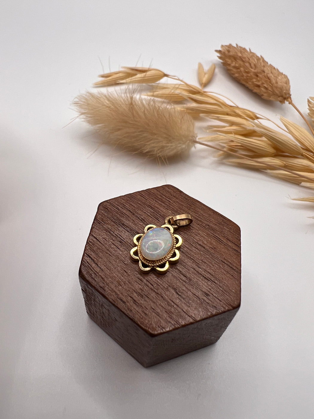 Vintage 9ct Gold 80's Opal Charm Pendant