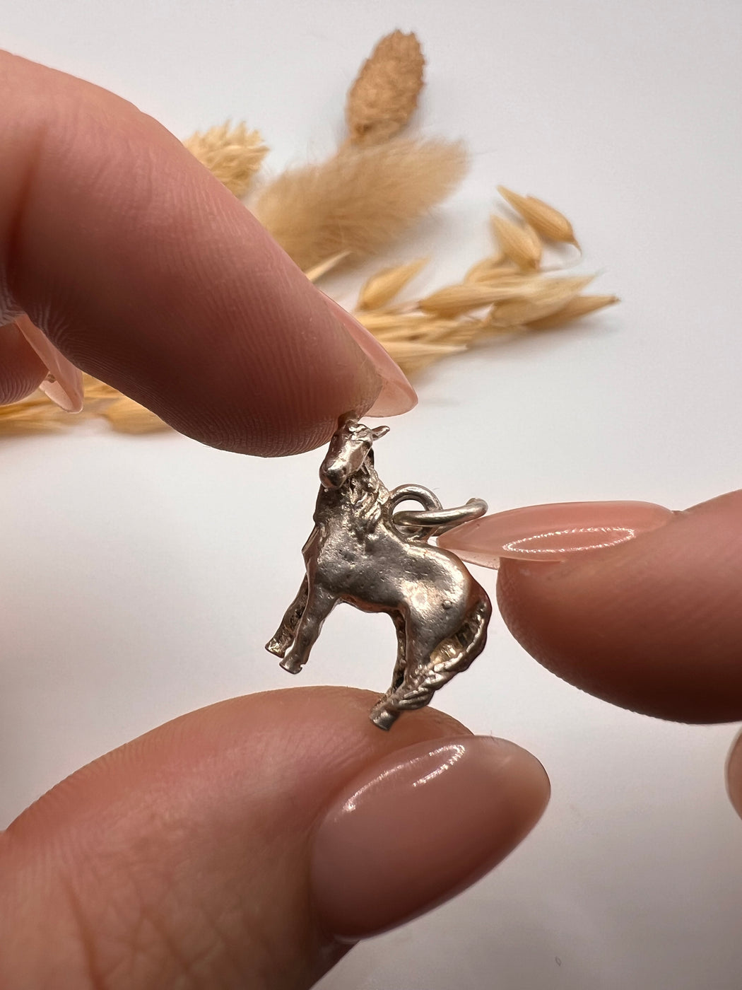Vintage Silver Horse Looking Left Charm