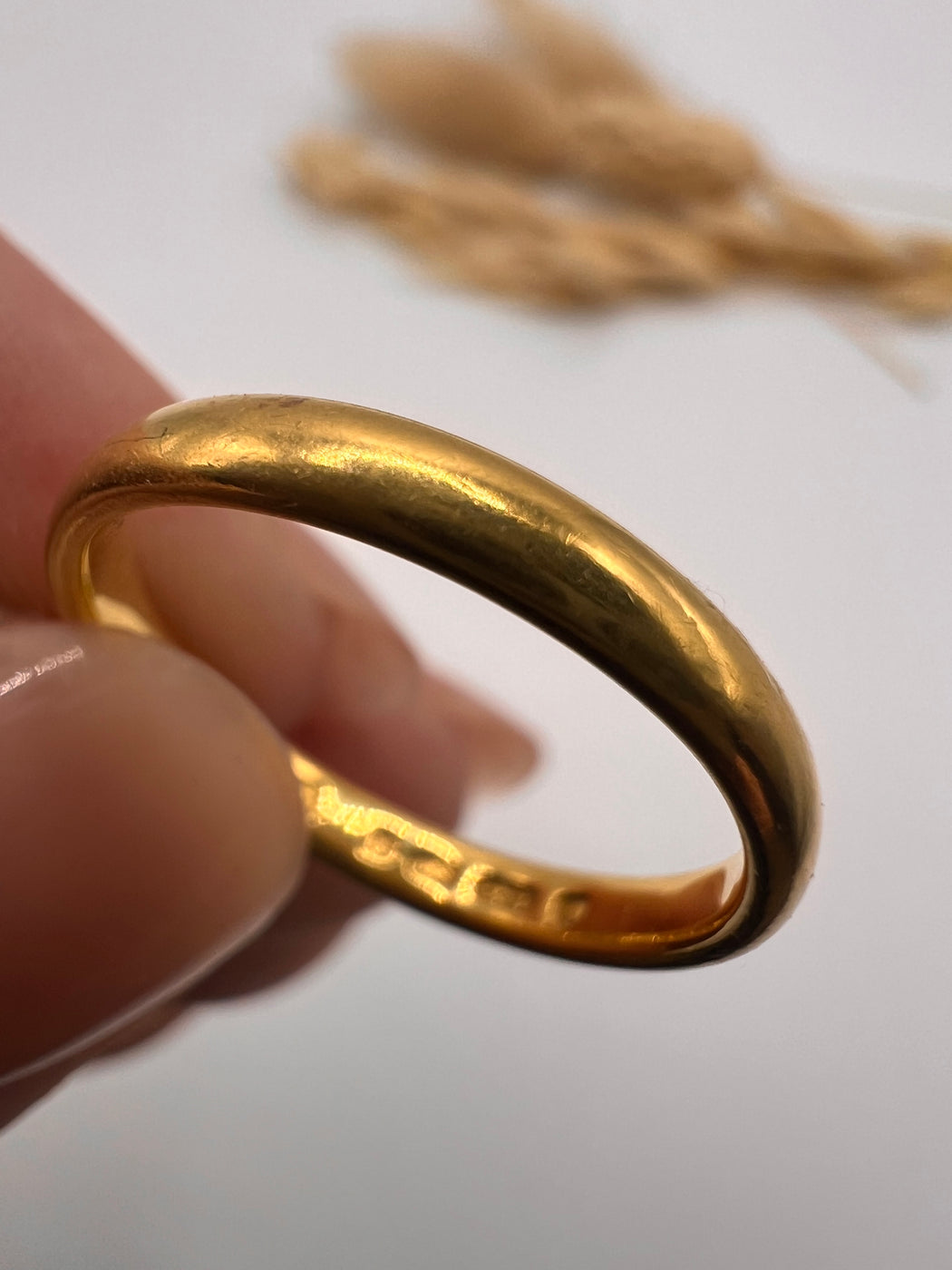 22ct Vintage Domed Wedding Band