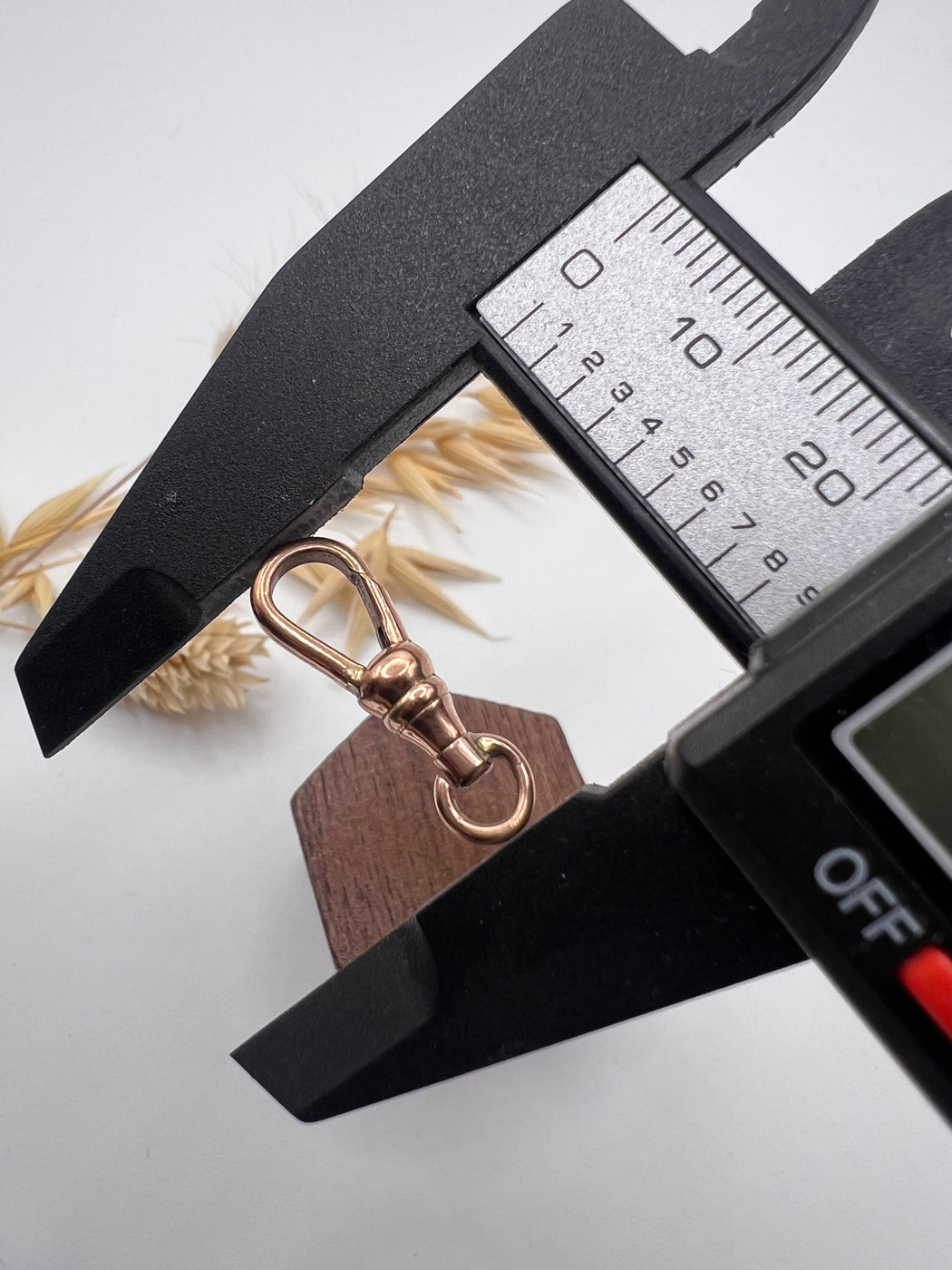 Vintage 9ct Rose Gold Swivel Dog Clip